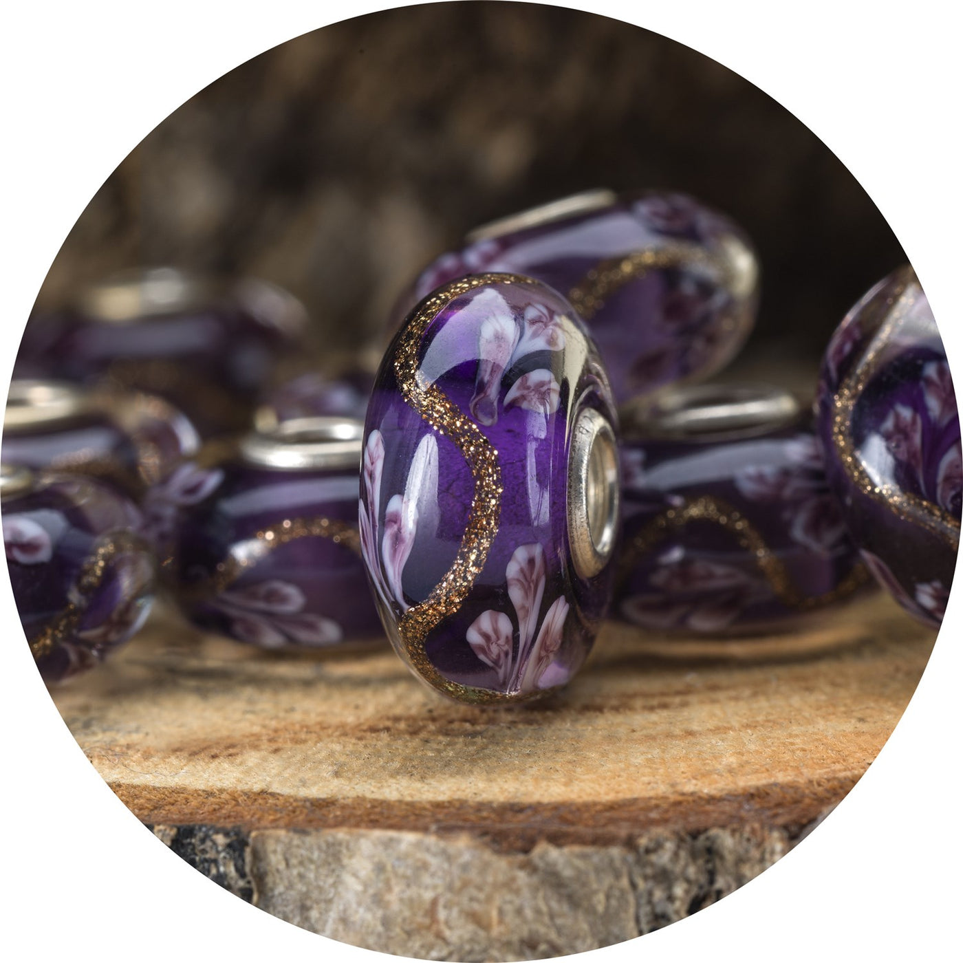 Shimmering Iris Bead